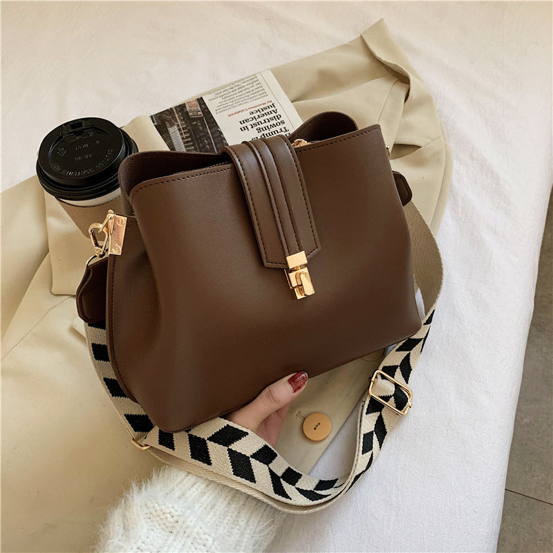 modistly Shoulder Strap Bucket Bag Women’s Retro PU Leather Messenger Bag